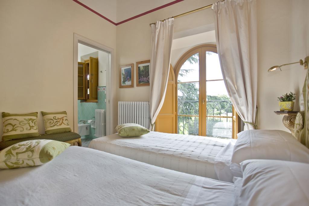 Bertolli Villas Matraia Zimmer foto
